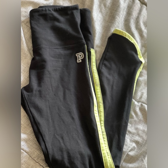 Victoria Secret PINK campus leggings - Picture 8 of 10